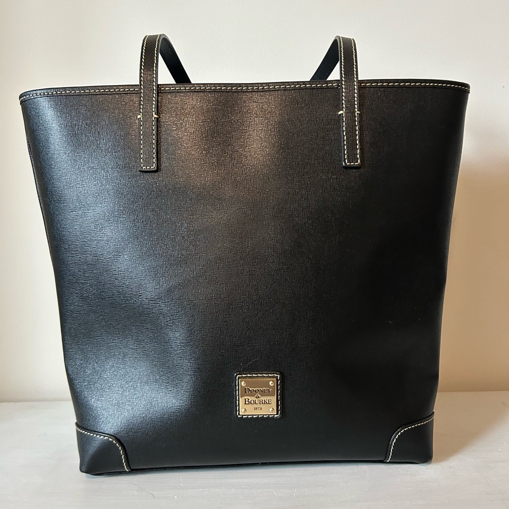 NWOT Dooney & Bourke Black Tote Bag